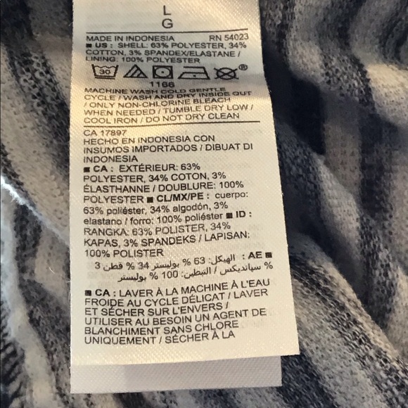 Old Navy Striped Jumpsuit w/ Open back NWOT - Picture 8 of 8